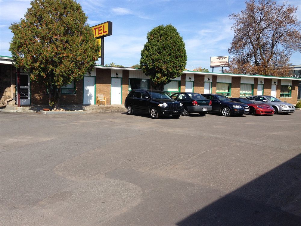 Motel Montreal Notre-Dame-de-l'Ile-Perrot Экстерьер фото