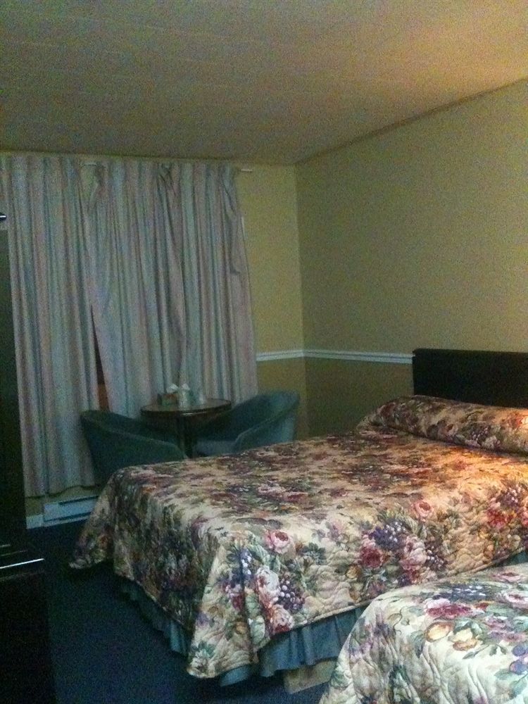 Motel Montreal Notre-Dame-de-l'Ile-Perrot Экстерьер фото